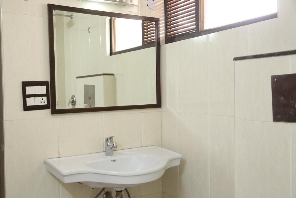 Hotel Wall City Nowe Delhi Zewnętrze zdjęcie