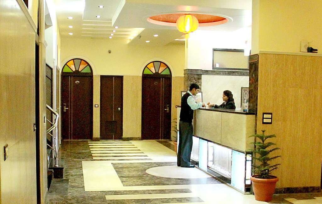 Hotel Wall City Nowe Delhi Zewnętrze zdjęcie